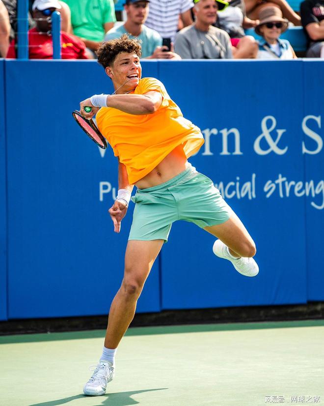 更源于他对 更源于他对